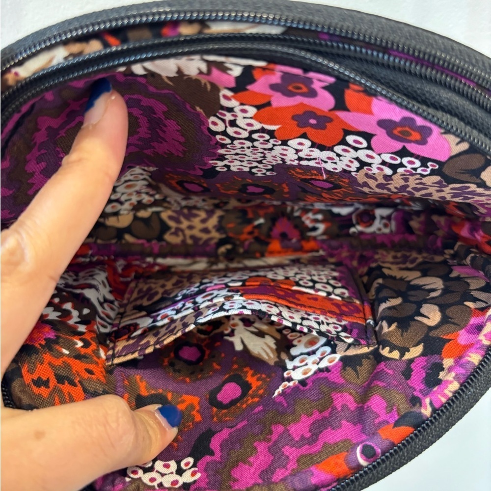 Vera Bradley Classic Crossbody Black Zebra Flock Oval Bag - Picture 10 of 12